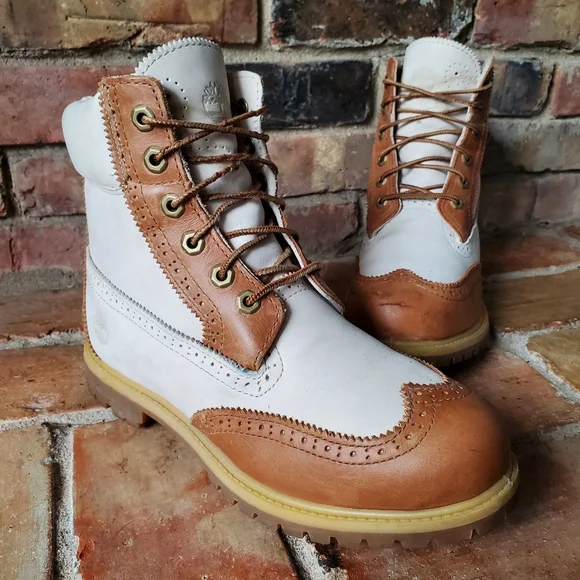 Timberland Women's Lace Up Boots - White and Tan - Picture 2 of 11
